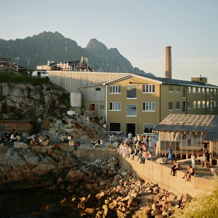 Trevarefabrikken Henningsvaer Exteriér fotografie
