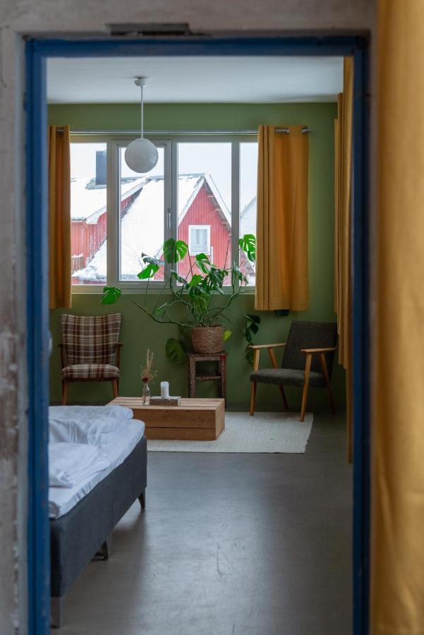 Trevarefabrikken Henningsvaer Exteriér fotografie