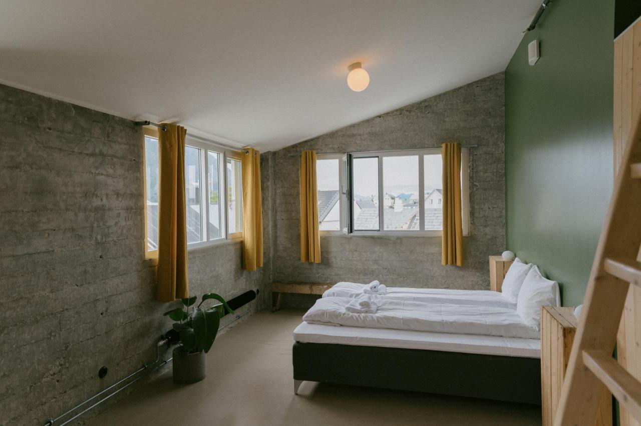 Trevarefabrikken Henningsvaer Exteriér fotografie