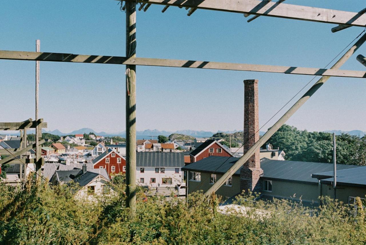 Trevarefabrikken Henningsvaer Exteriér fotografie
