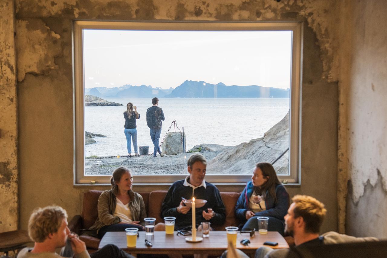 Trevarefabrikken Henningsvaer Exteriér fotografie